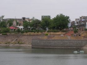 Vastrapur Lake